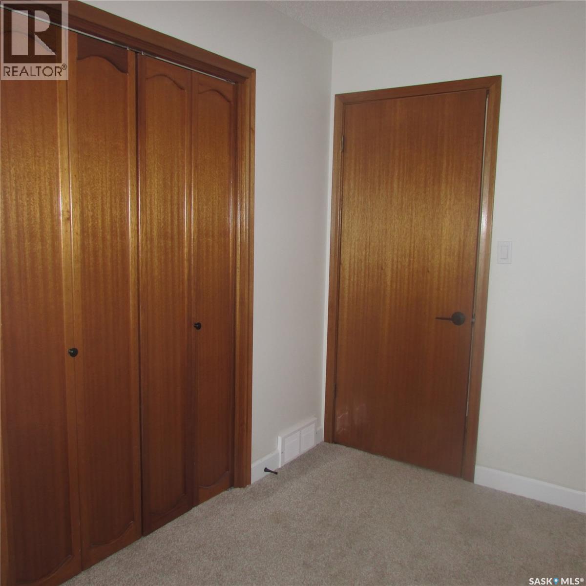 291 Williston Drive, Regina, SK - Indoor Photo Showing Other Room