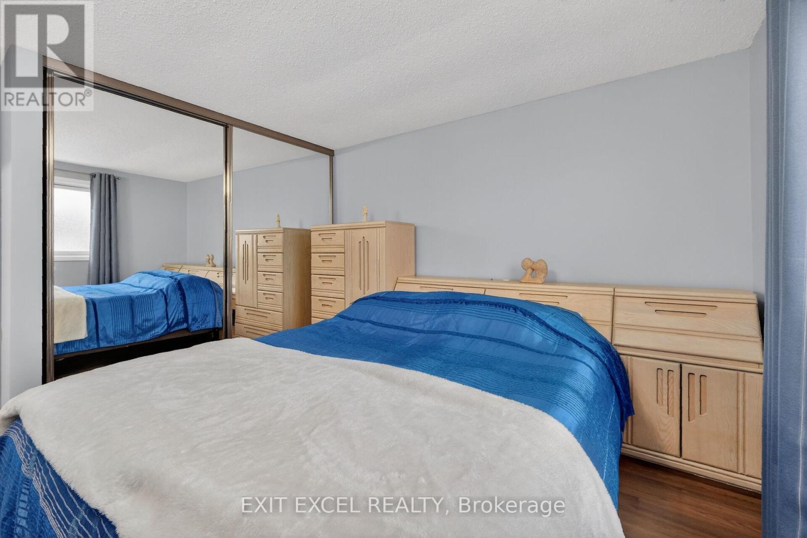 58 Fireside Crescent, Ottawa, ON - Indoor Photo Showing Bedroom