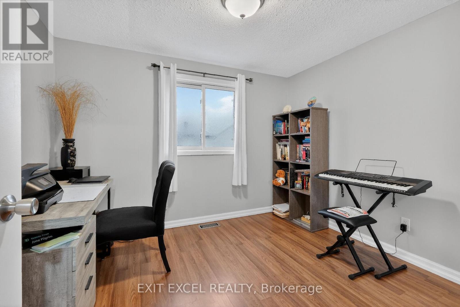 58 Fireside Crescent, Ottawa, ON - Indoor