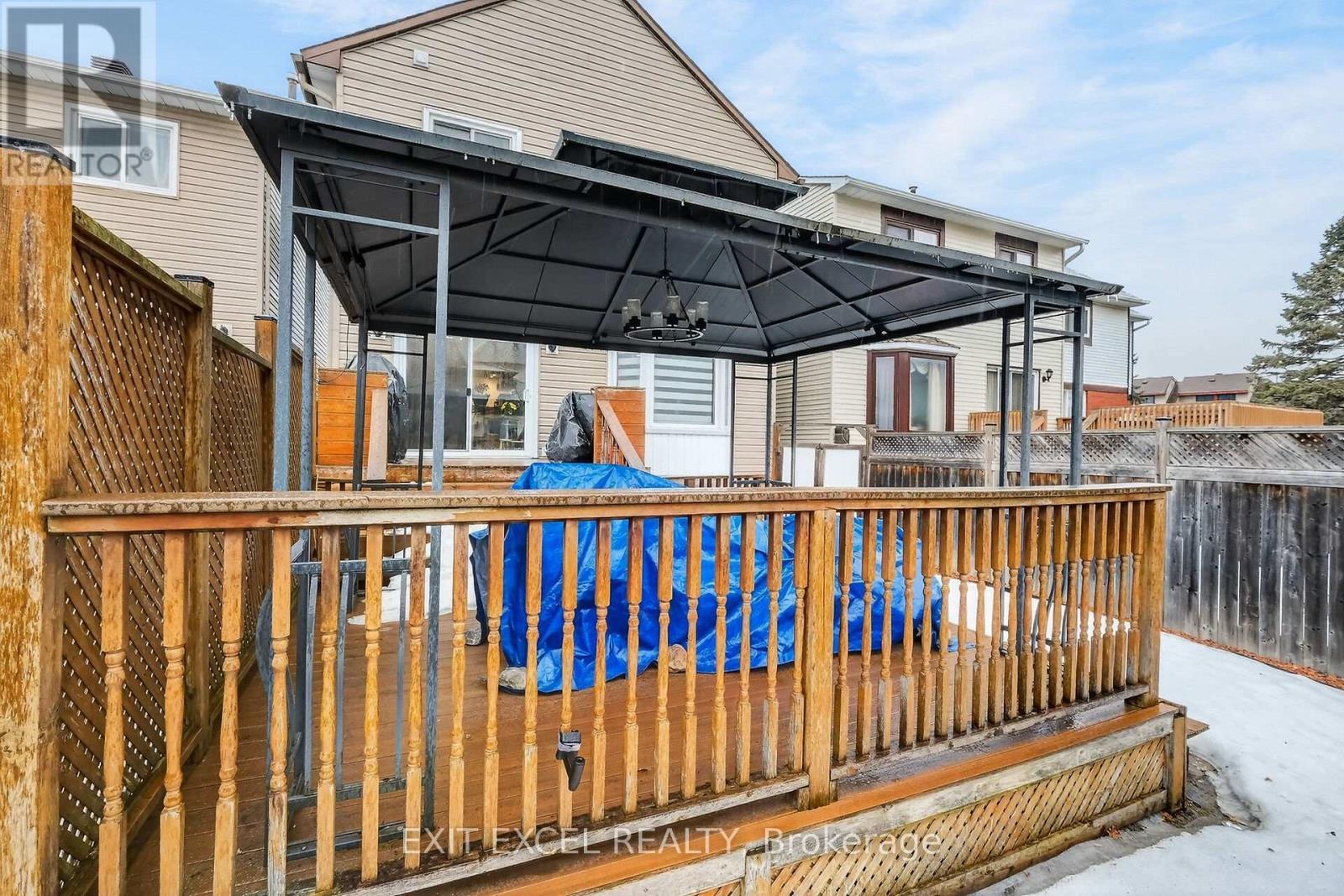 58 Fireside Crescent, Ottawa, ON - Outdoor With Exterior