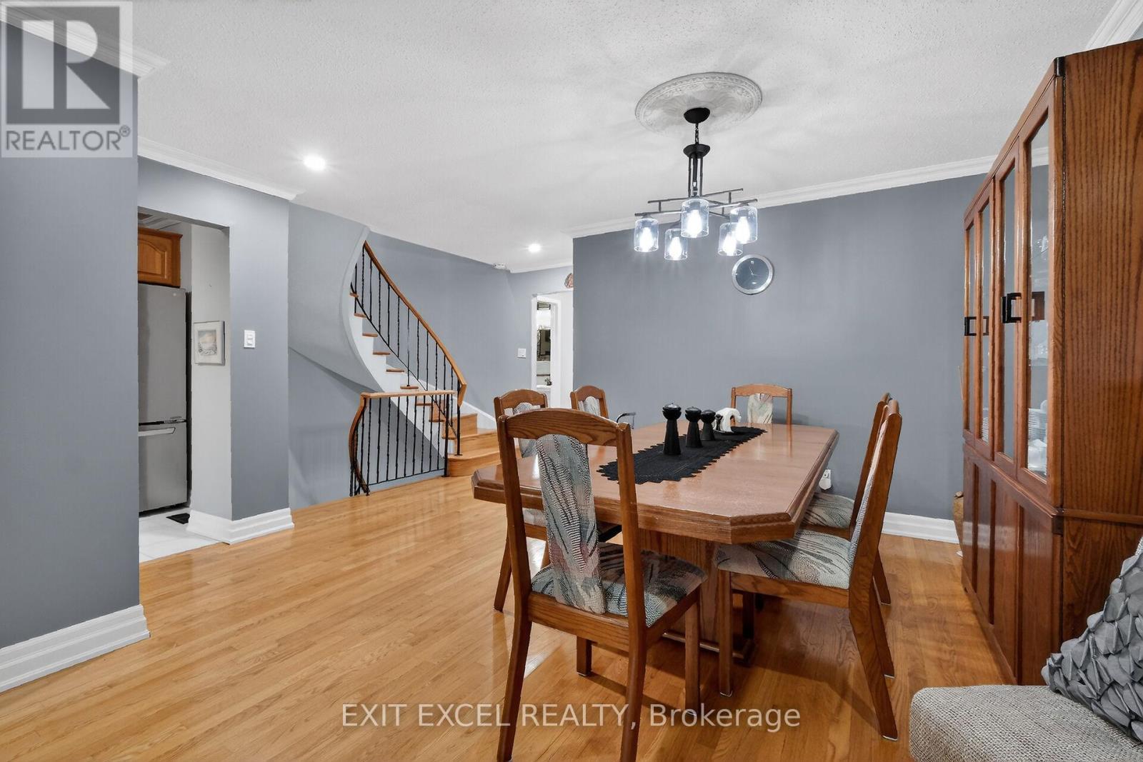 58 Fireside Crescent, Ottawa, ON - Indoor Photo Showing Dining Room