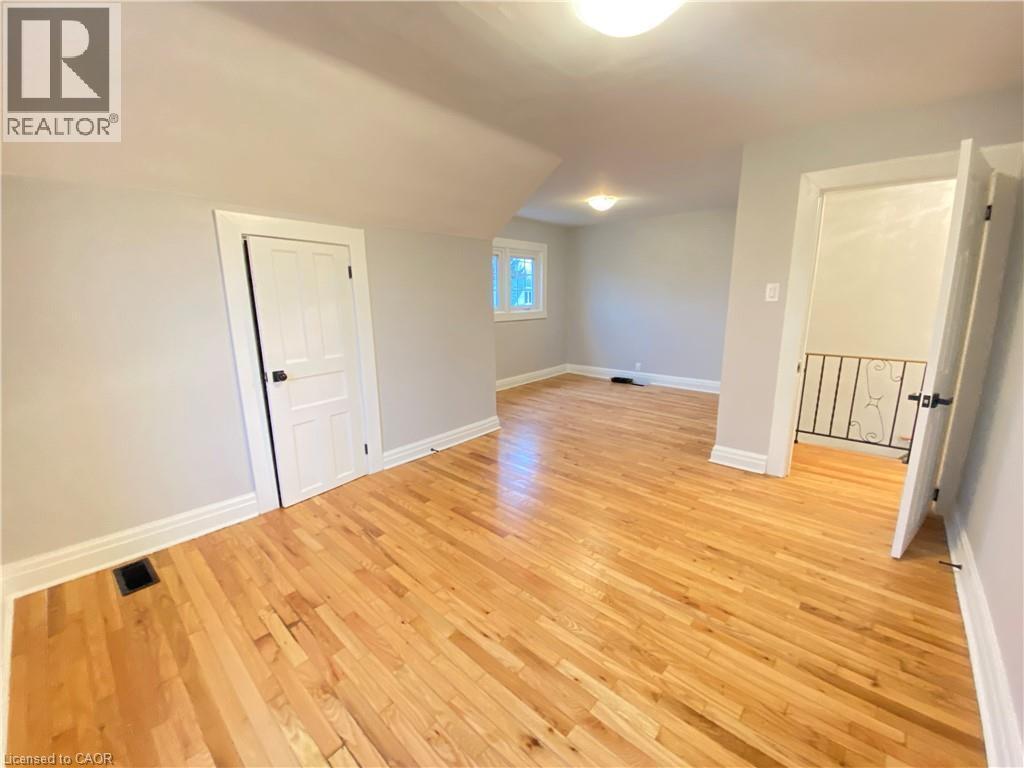 168 Garside Avenue N, Hamilton, ON - Indoor Photo Showing Other Room