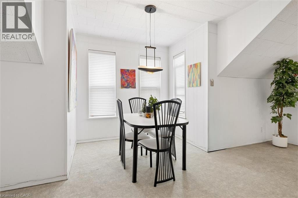 64 Francis Street N, Kitchener, ON - Indoor