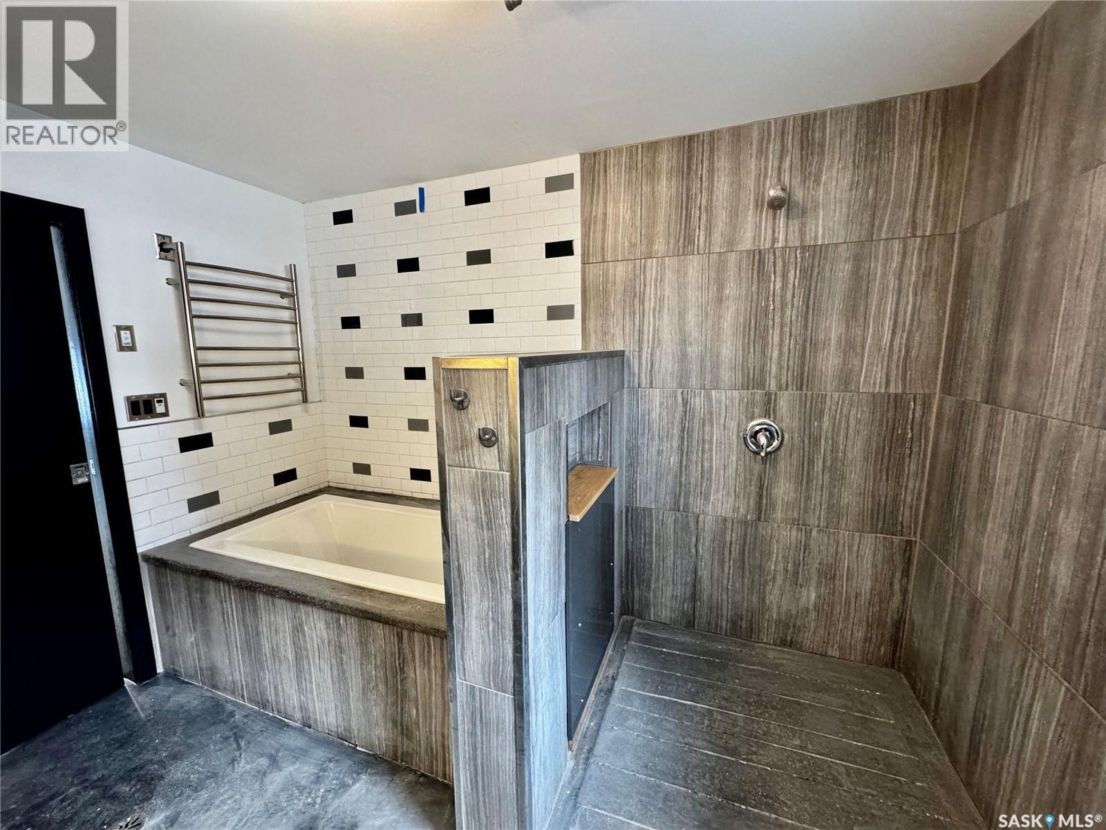 347 Maple Avenue, Yorkton, SK - Indoor Photo Showing Other Room