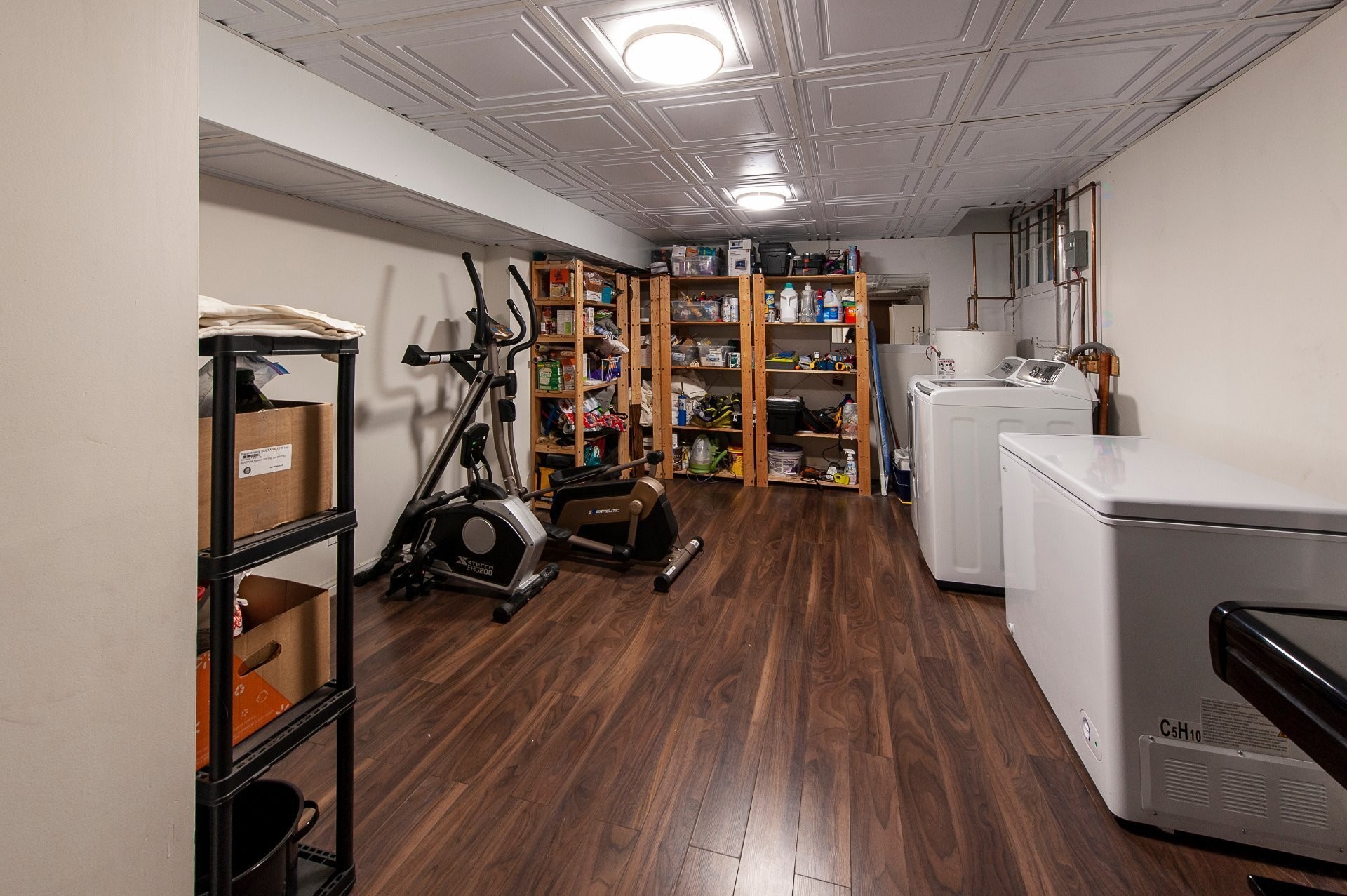 Sous-sol - 494 - 496 Av. Mountain, Westmount, QC - Indoor Photo Showing Laundry Room