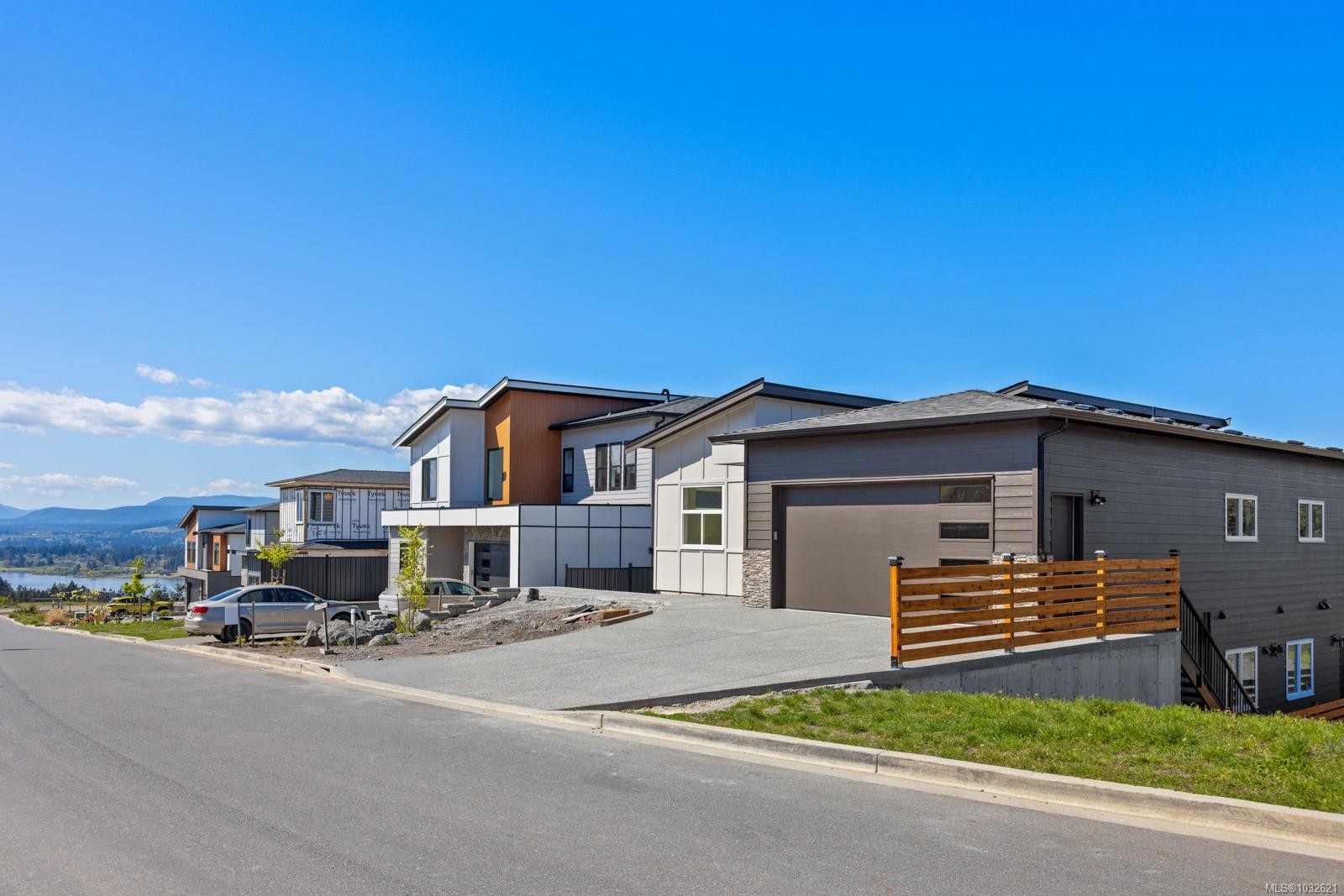 3334 Woodrush Dr, Duncan, BC