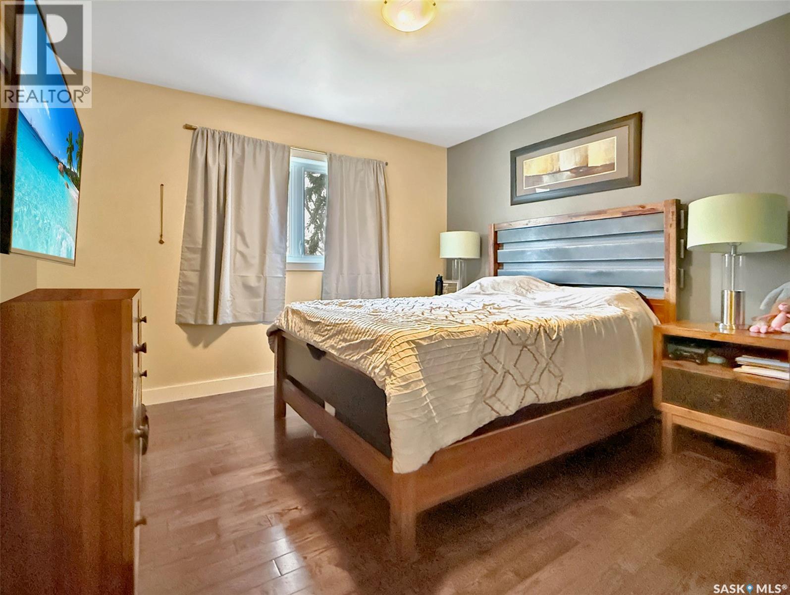 1415 Ashley Drive, Swift Current, SK - Indoor Photo Showing Bedroom