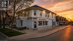 260 MURRAY Street Brantford, ON N3S 5S5