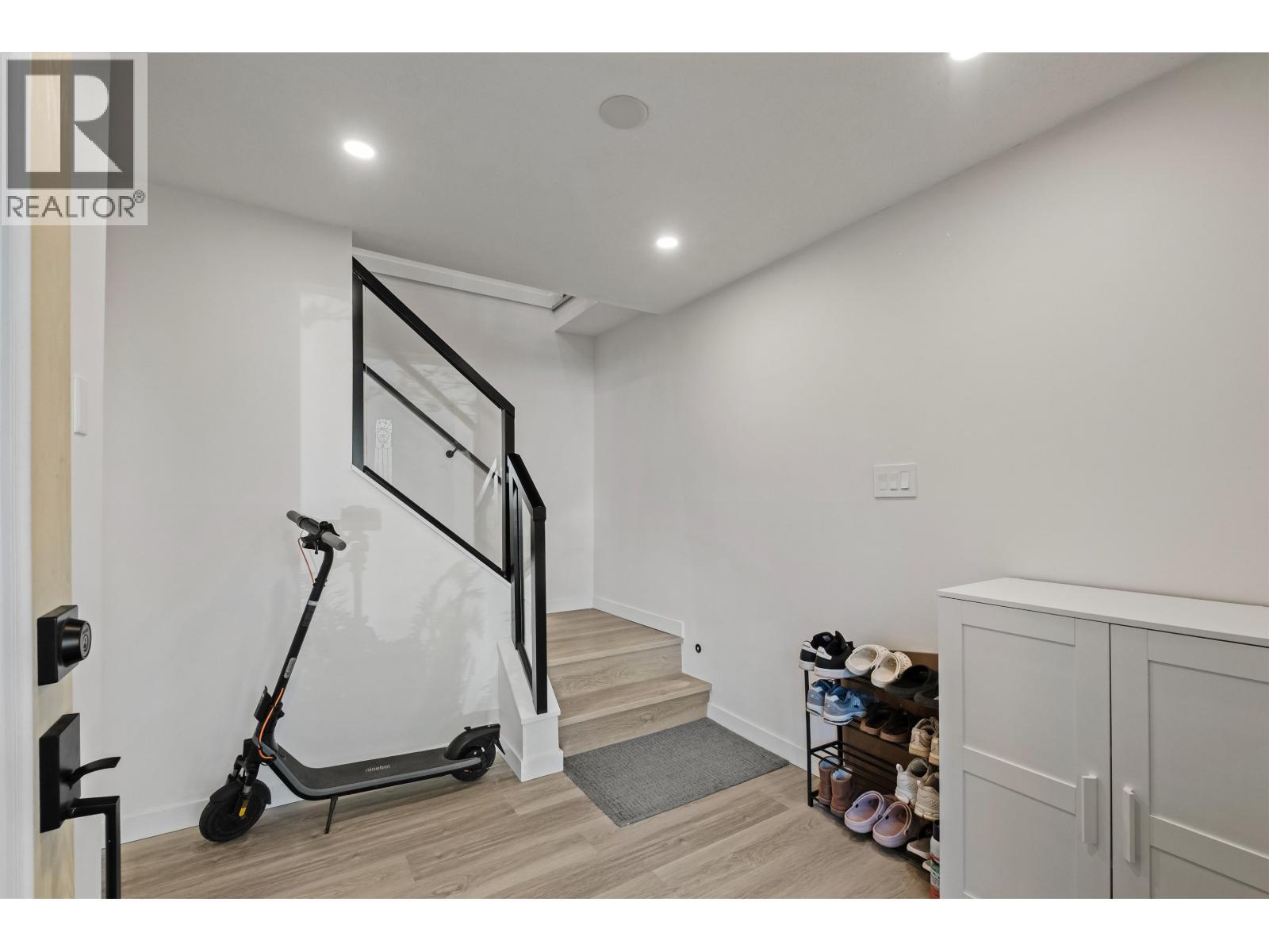 1344 Prairie Avenue, Port Coquitlam, BC - Indoor