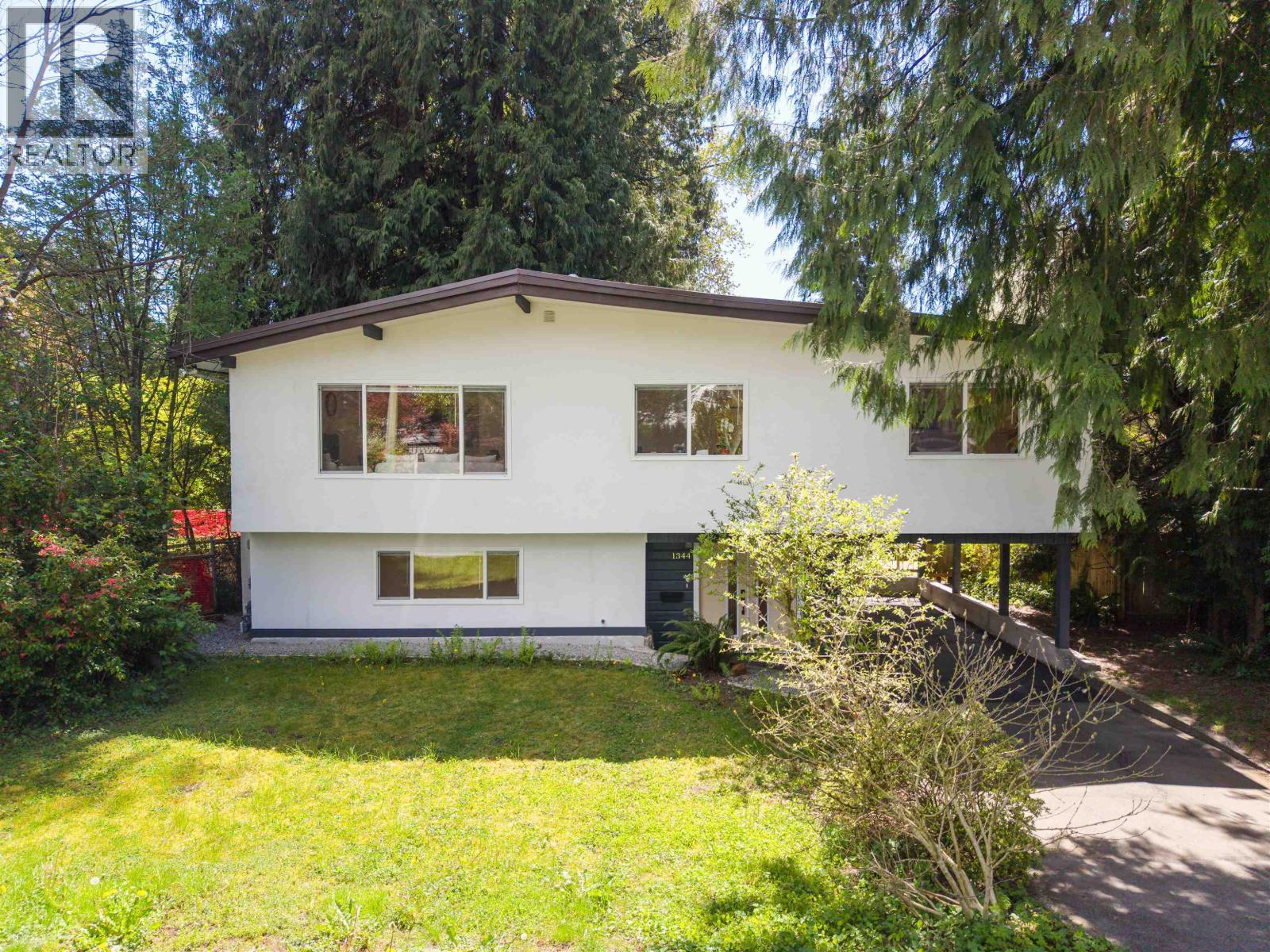 1344 Prairie Avenue, Port Coquitlam, BC - Outdoor