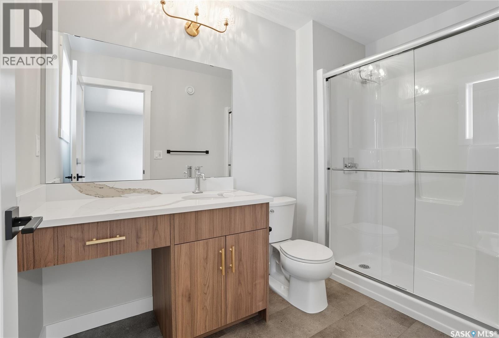 42 Taskamanwa Terrace, Saskatoon, SK - Indoor Photo Showing Bathroom