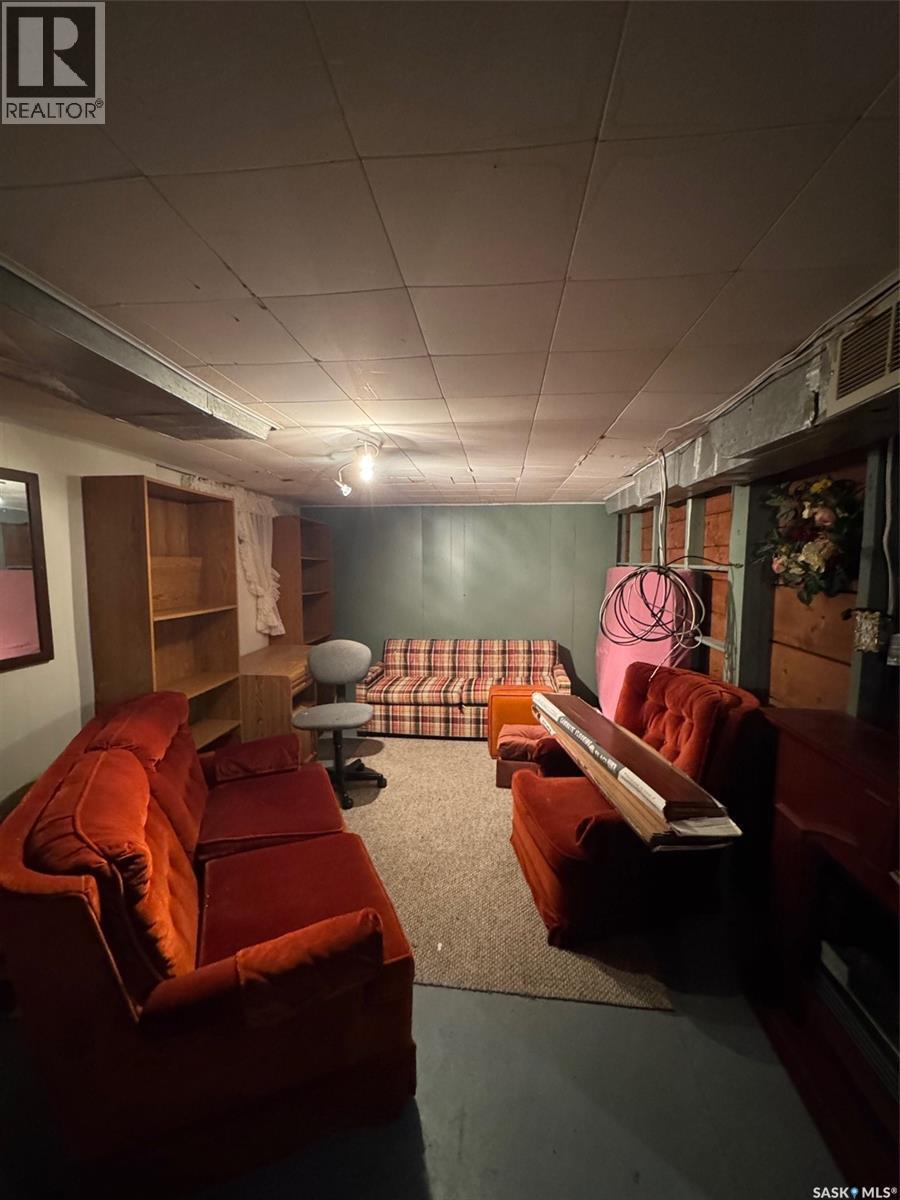 309 Main Street, Maymont, SK - Indoor