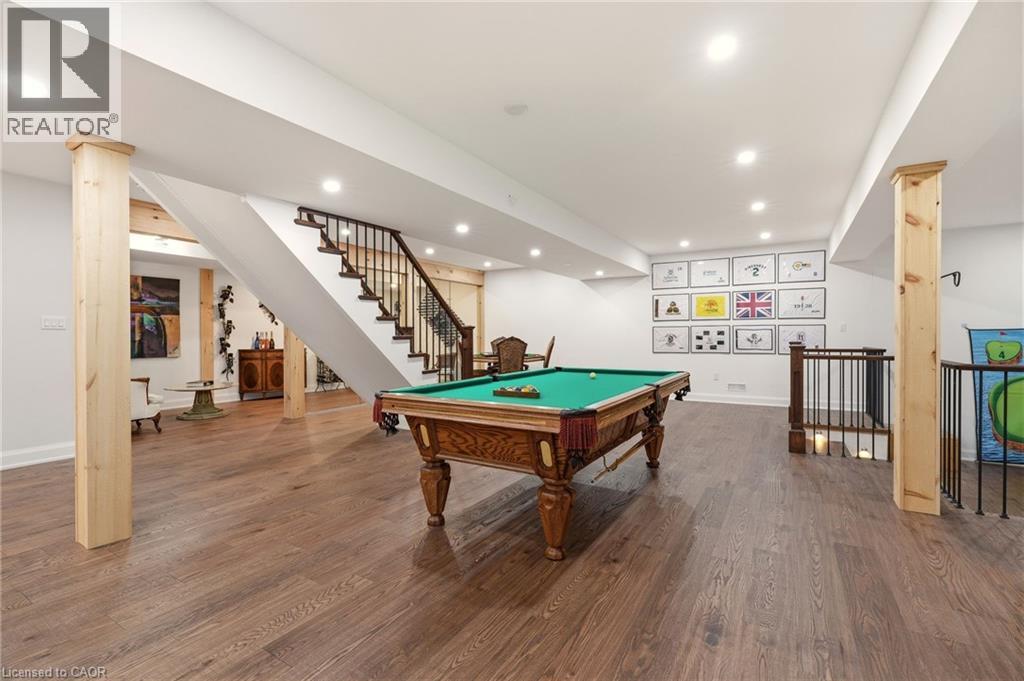 1354 No 1 Side Road, Burlington, ON - Indoor Photo Showing Other Room