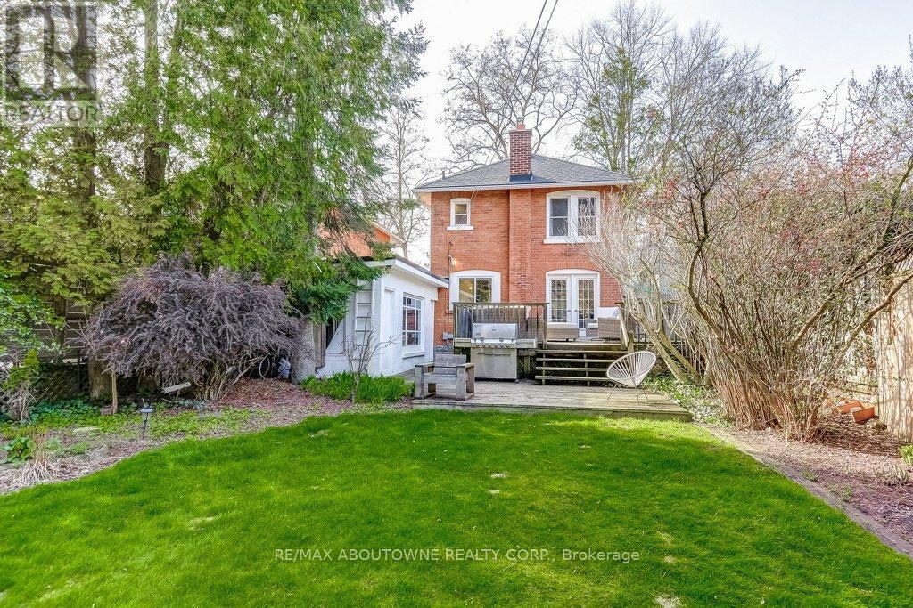 2180 Caroline Street, Burlington, ON - Outdoor With Deck Patio Veranda