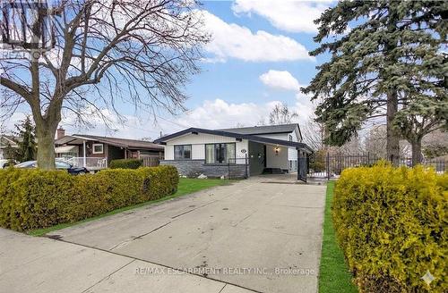 85 Ranchdale Drive, Hamilton, ON 