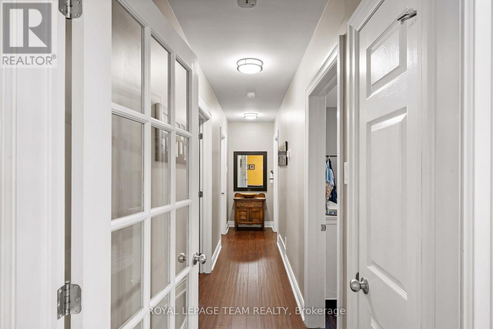 hallway to bedrooms - 1986 Fairbanks Avenue, Ottawa, ON - Indoor Photo Showing Other Room