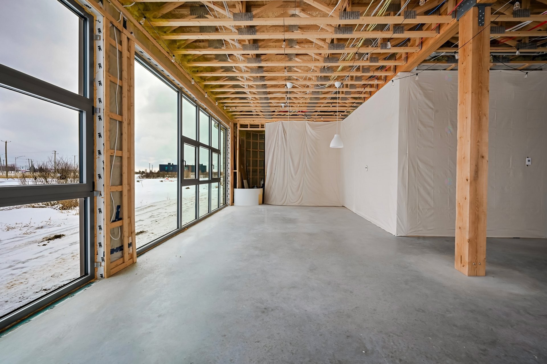 Bureau - 102-1565 Boul. De L'Innovation, Bromont, QC - Indoor Photo Showing Other Room