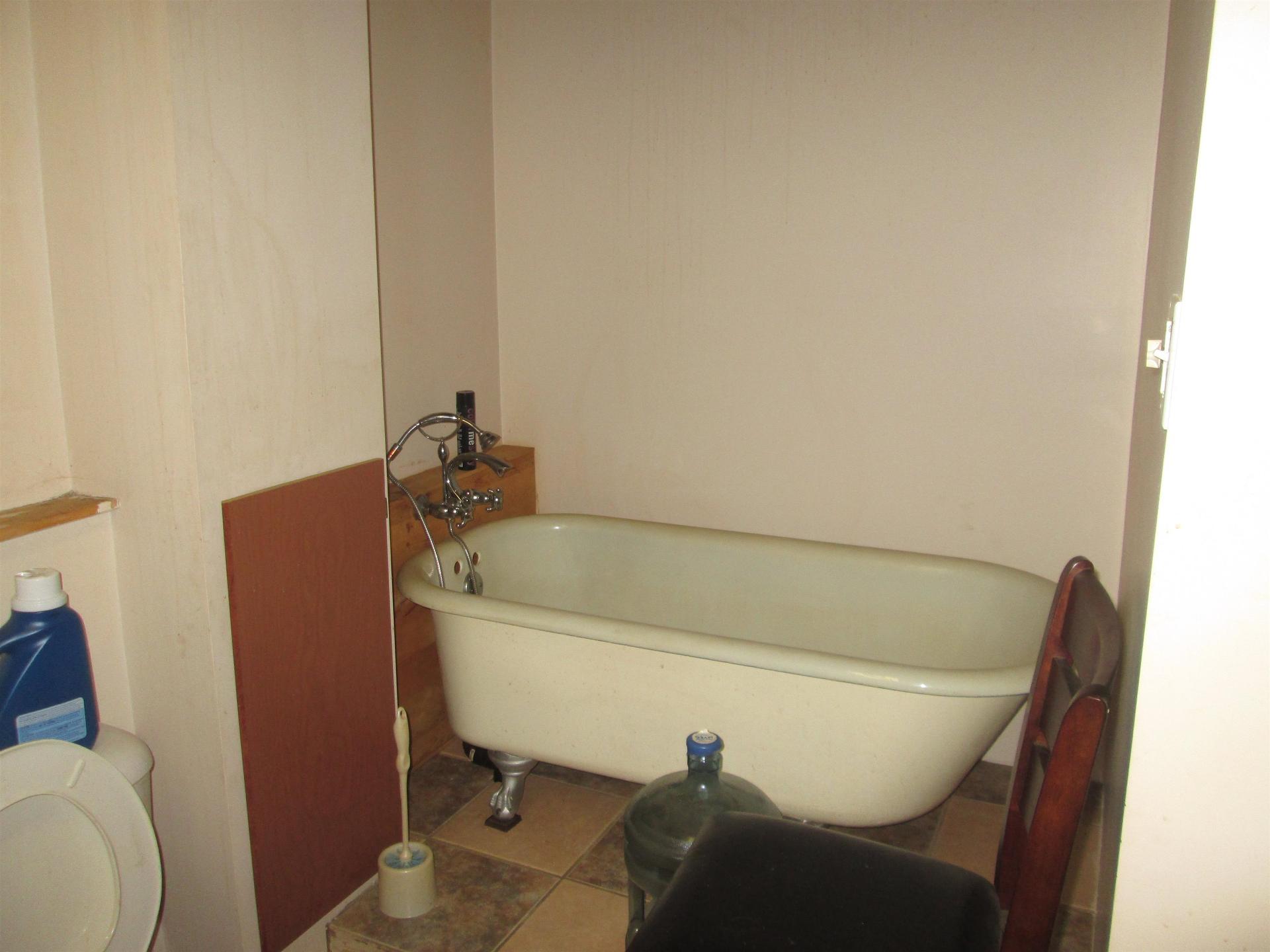 119 Willow Place, Ignace, ON - Indoor Photo Showing Bathroom