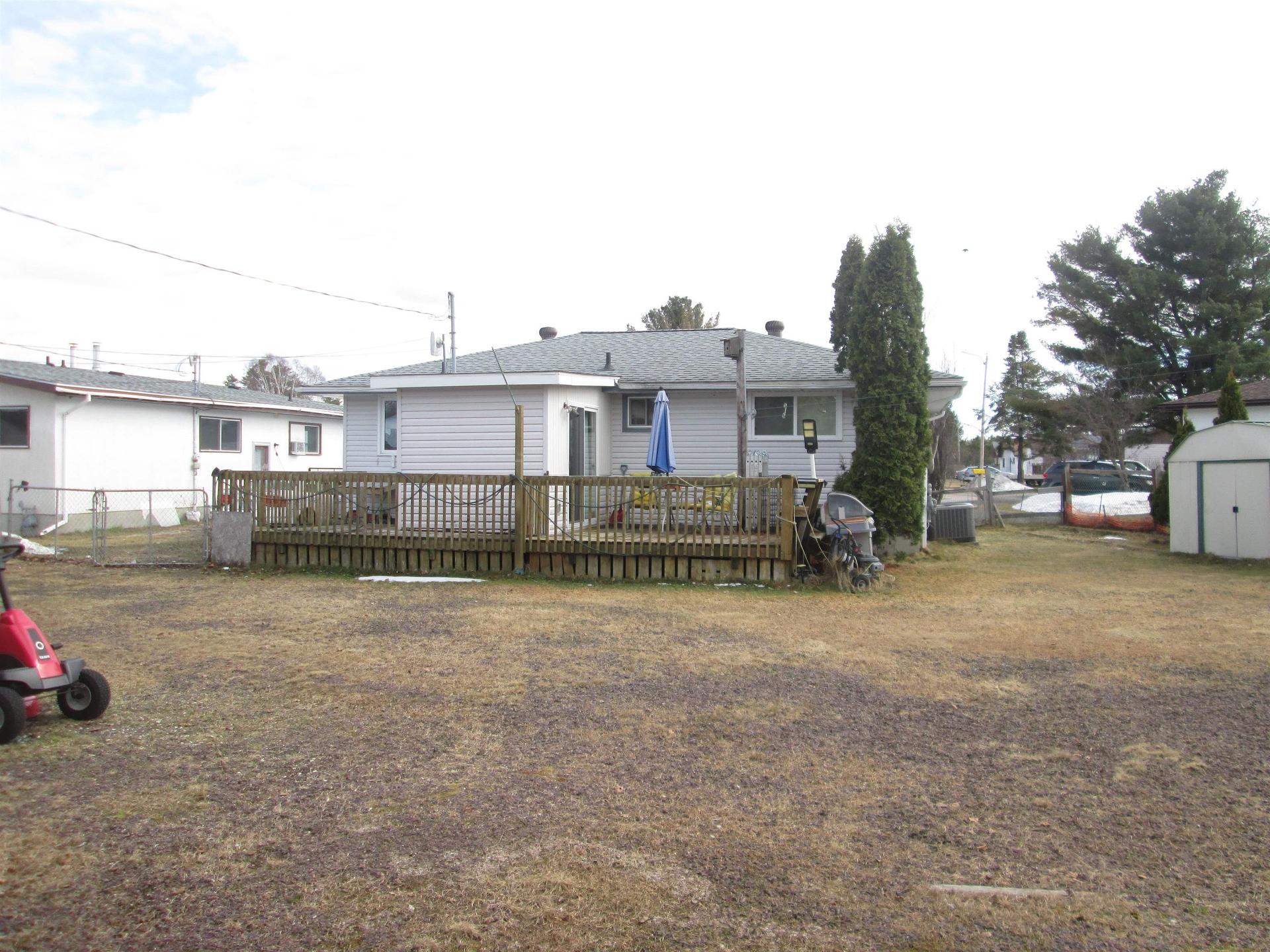 119 Willow Place, Ignace, ON - Outdoor