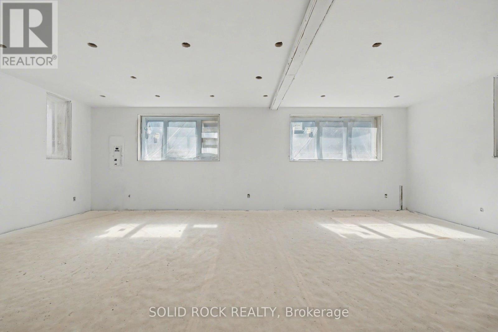 Basement Rec Room - 830 Alpine Avenue, Ottawa, ON - Indoor Photo Showing Garage