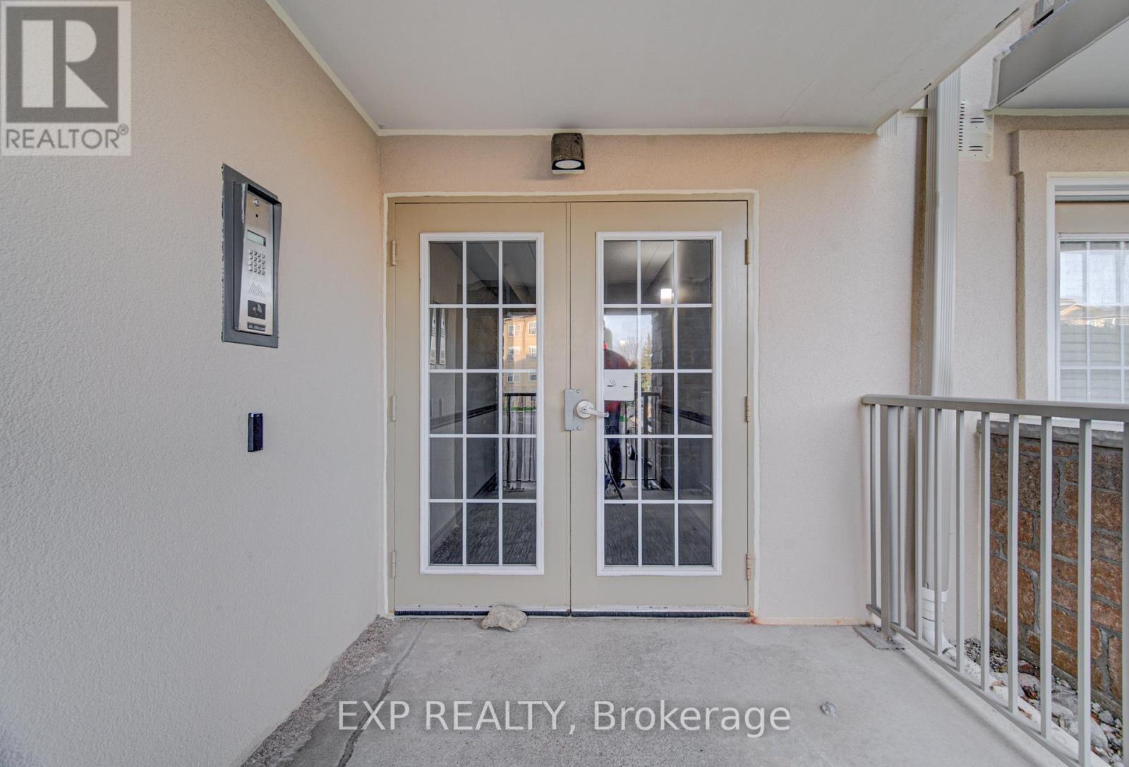 106 - 1490 Bishops Gate, Oakville, ON - Outdoor With Exterior