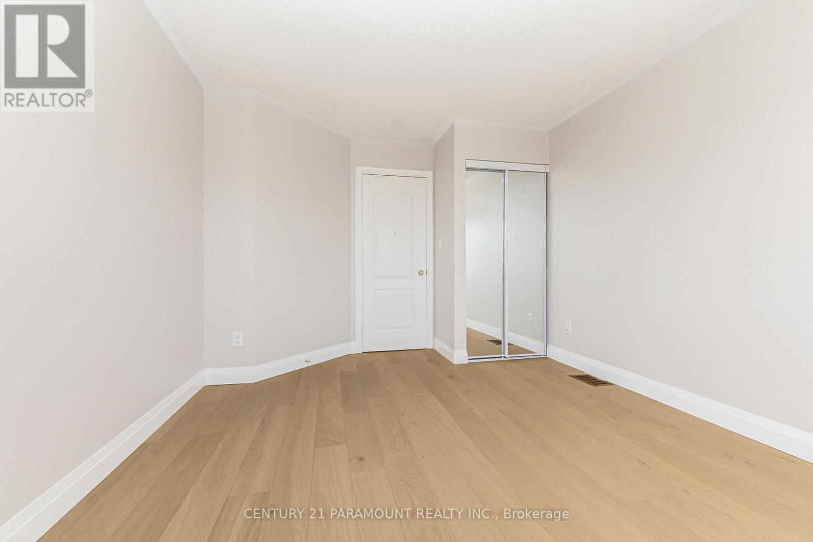 641 Macbeth Heights, Mississauga, ON - Indoor Photo Showing Other Room