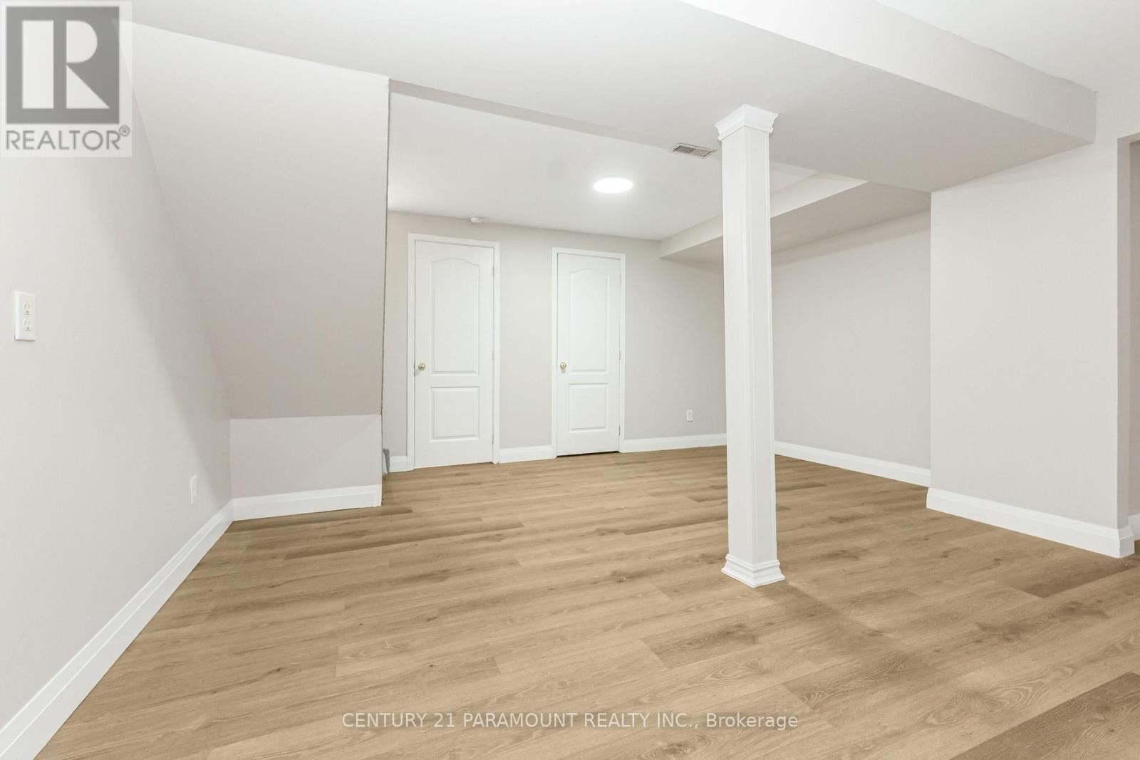 641 Macbeth Heights, Mississauga, ON - Indoor
