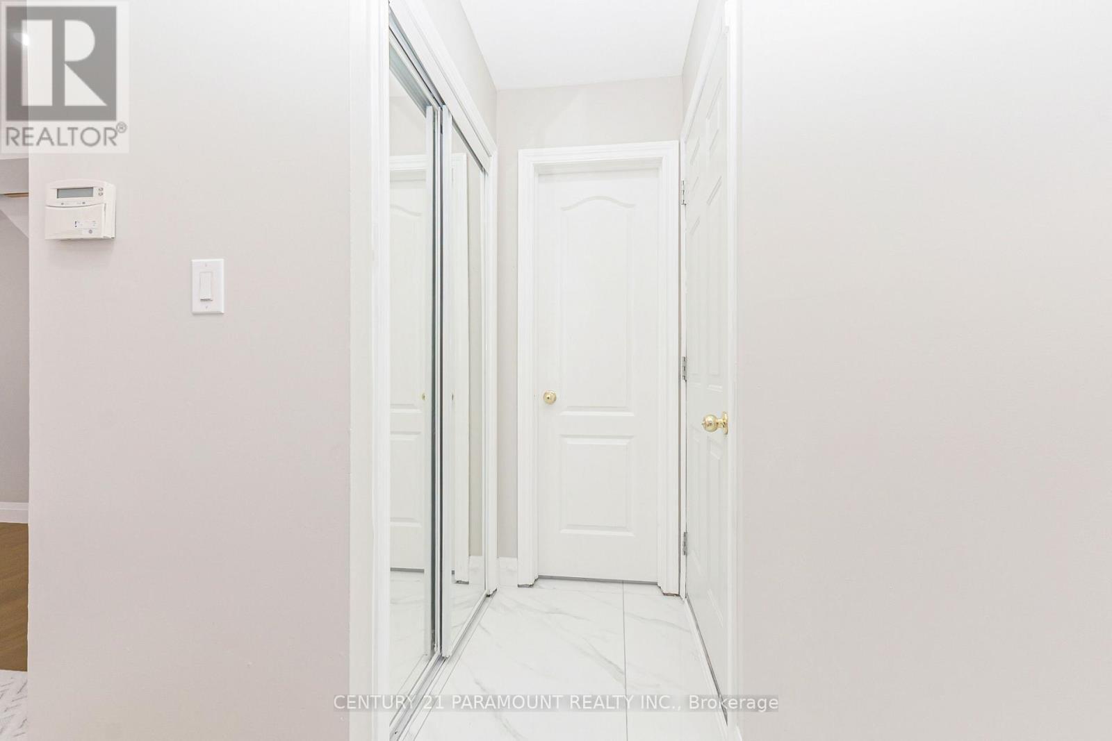 641 Macbeth Heights, Mississauga, ON - Indoor Photo Showing Other Room
