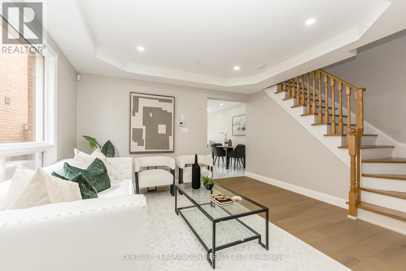 641 Macbeth Heights, Mississauga, ON - Indoor Photo Showing Other Room
