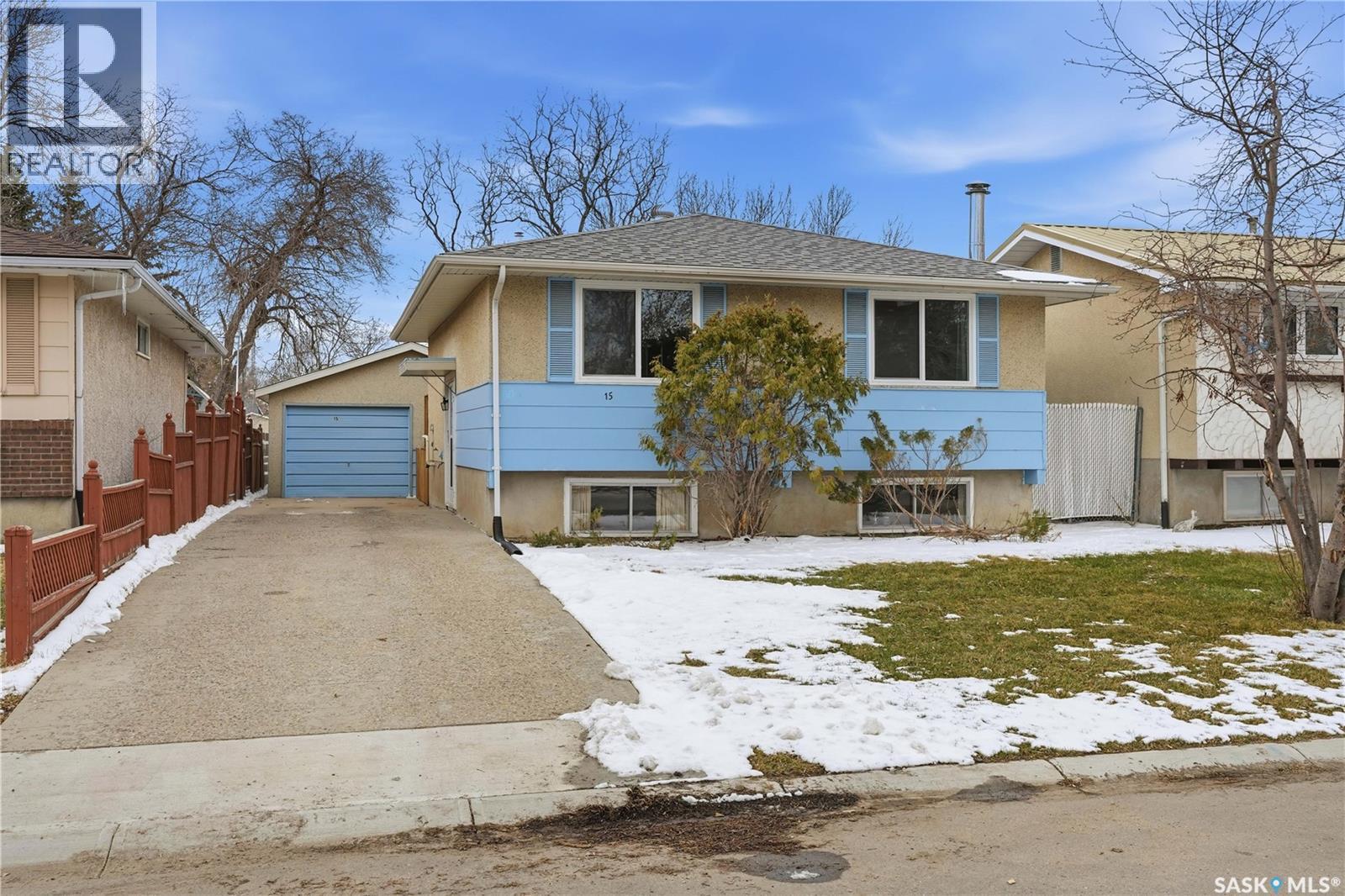 15 Turner Crescent, Regina, SK