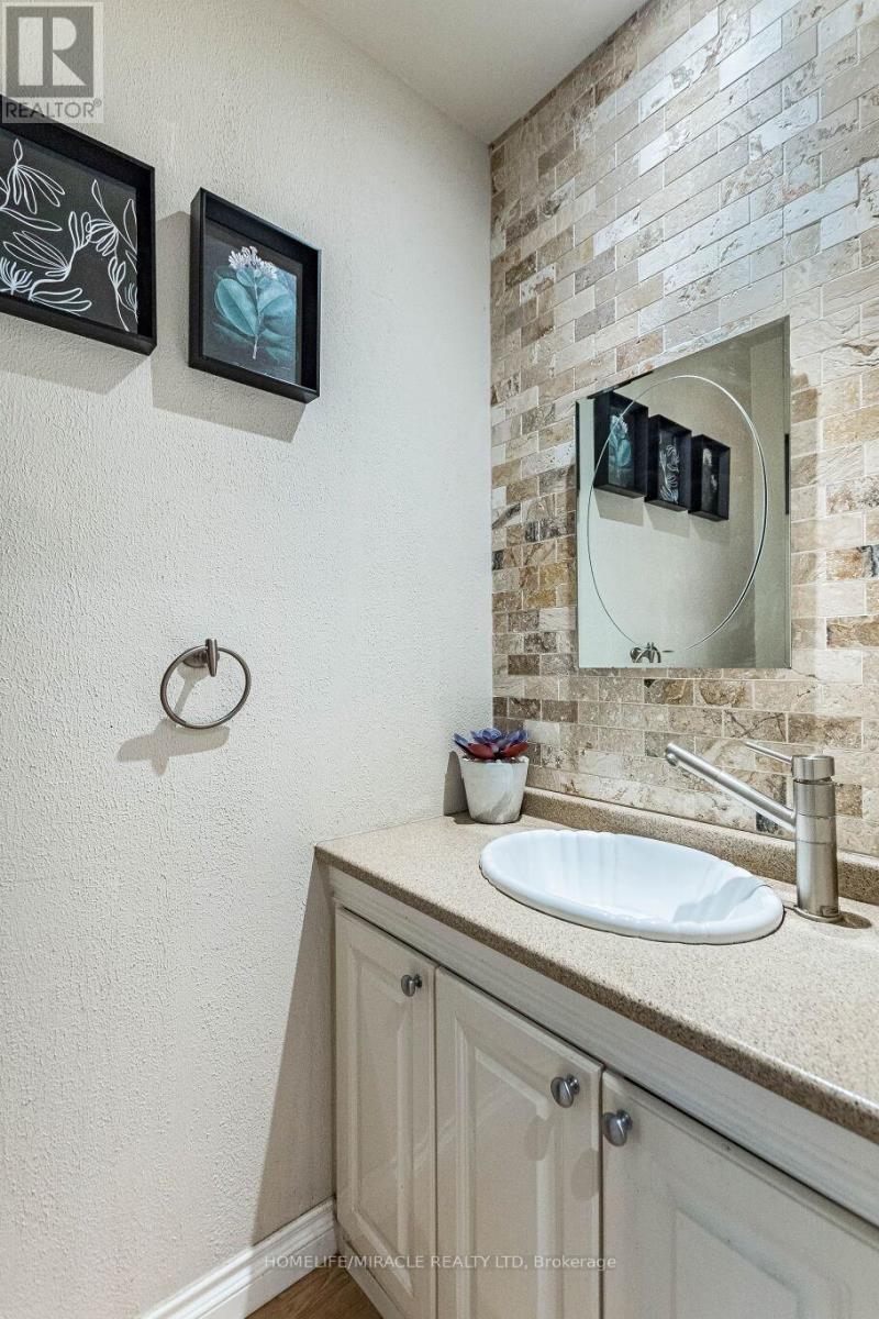 2335 Council Ring Road, Mississauga, ON - Indoor Photo Showing Other Room