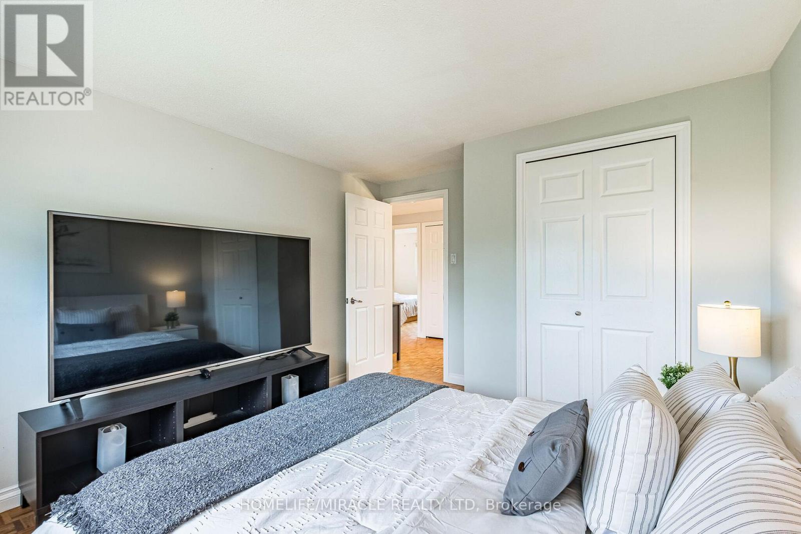 2335 Council Ring Road, Mississauga, ON - Indoor Photo Showing Other Room