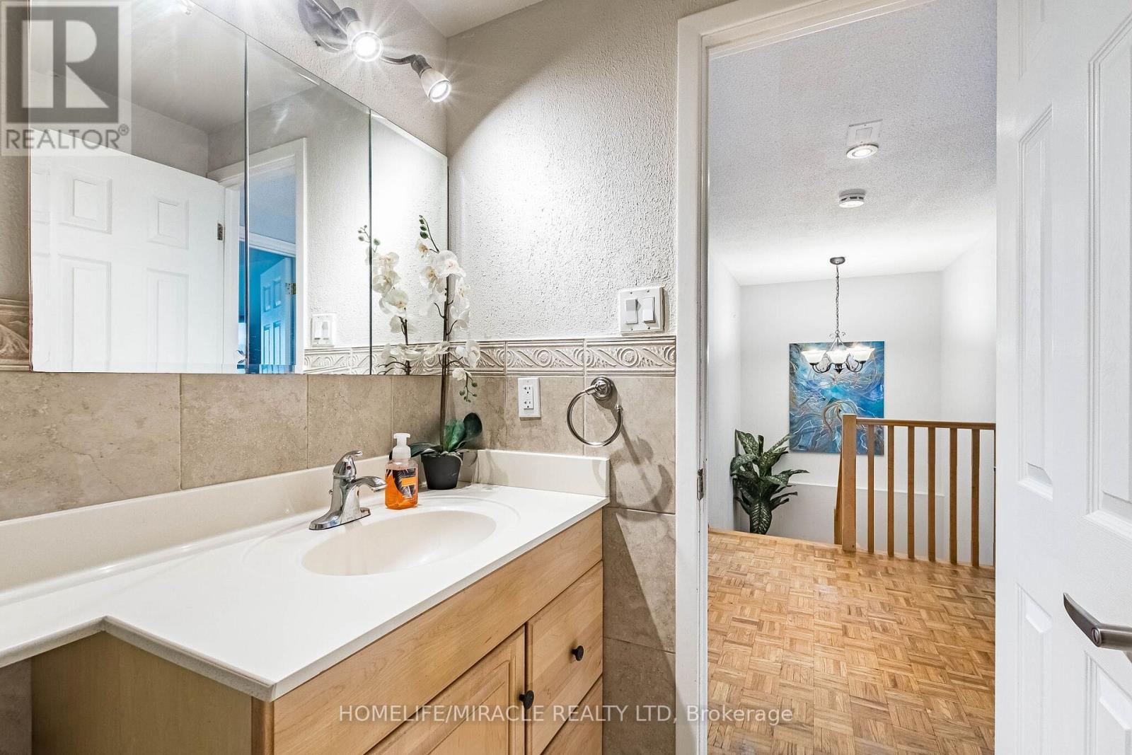 2335 Council Ring Road, Mississauga, ON - Outdoor