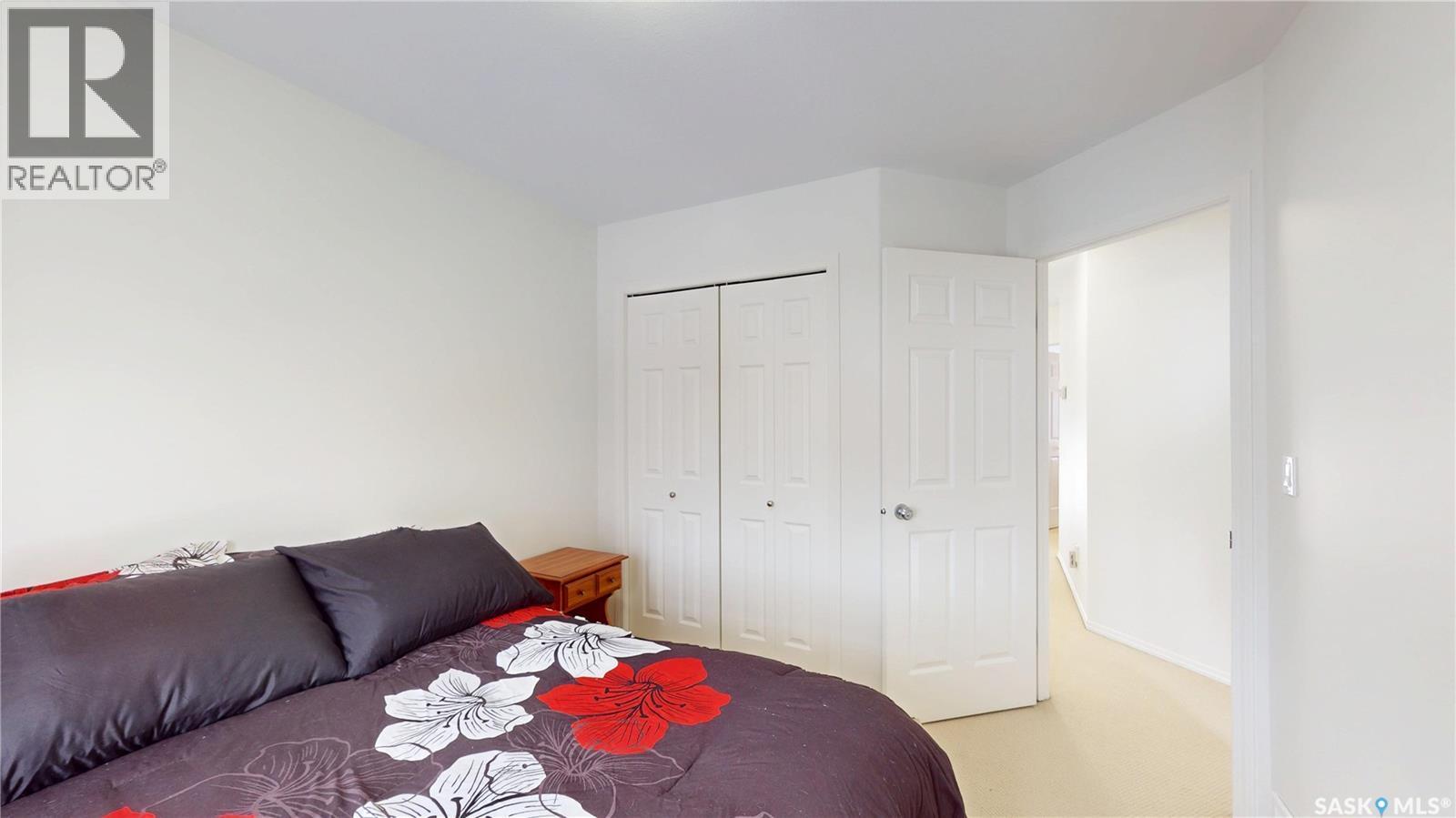 747 Rutherford Lane, Saskatoon, SK - Indoor Photo Showing Bedroom