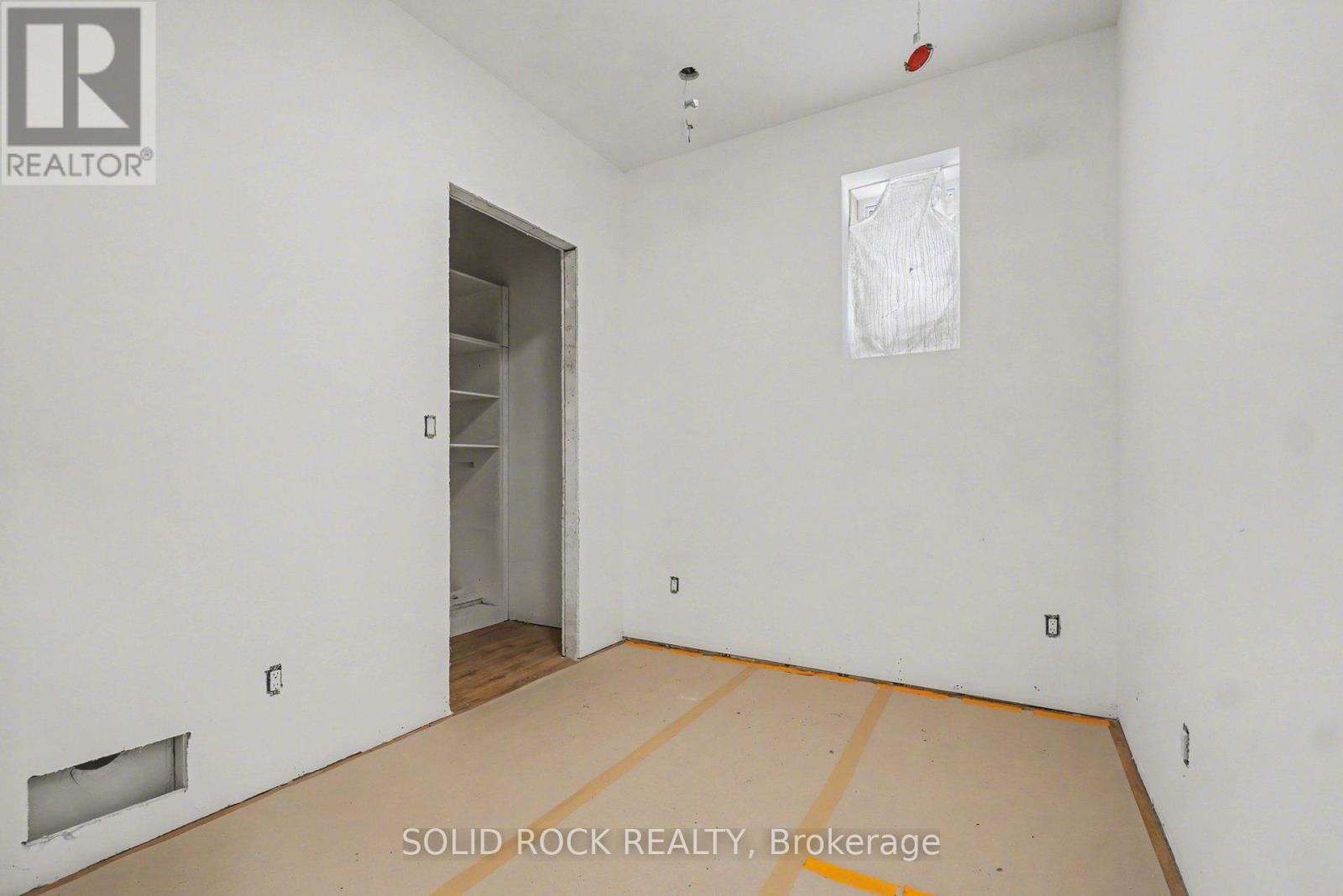 840 Alpine Avenue, Ottawa, ON - Indoor Photo Showing Other Room