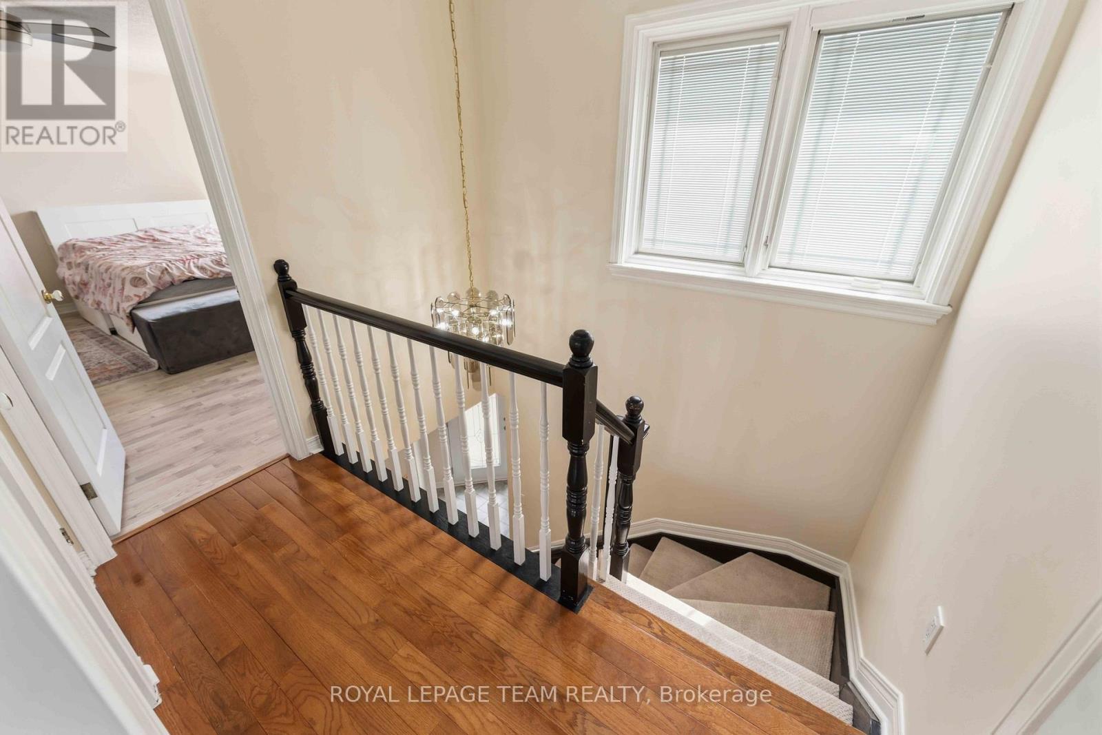 86 Sai Crescent, Ottawa, ON - Indoor Photo Showing Other Room