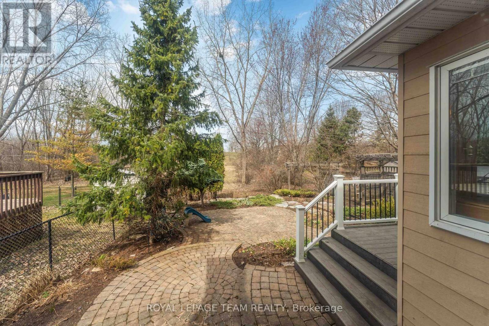 86 Sai Crescent, Ottawa, ON - Outdoor