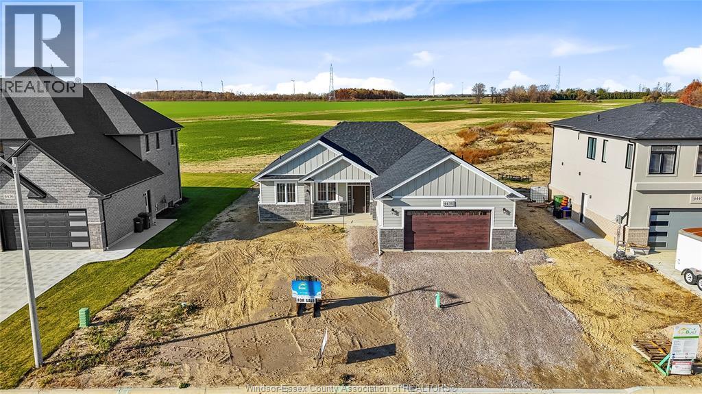 4438 Belmont, Comber, ON - Outdoor