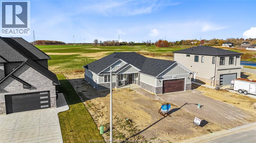 4438 Belmont, Comber, ON - Outdoor