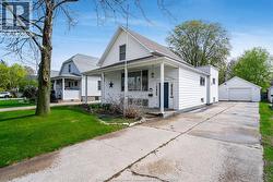 53 Elliott STREET Leamington, ON N8H 3M4