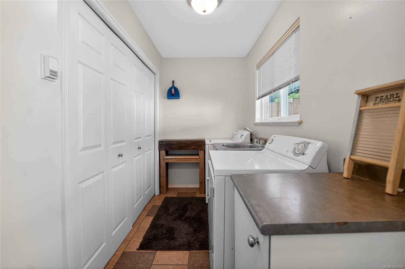 8126 Musgrave St, Crofton, BC
