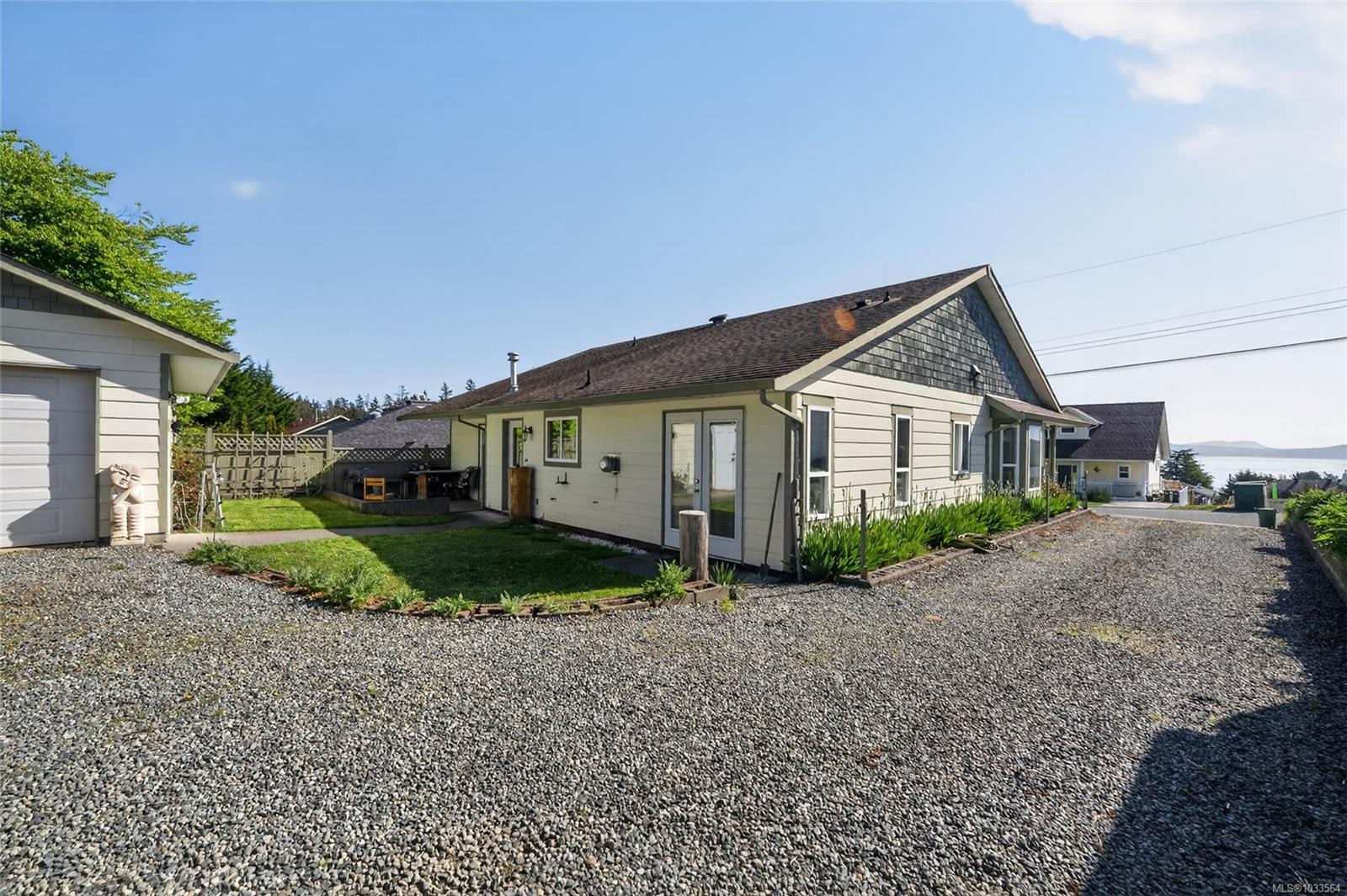 8126 Musgrave St, Crofton, BC