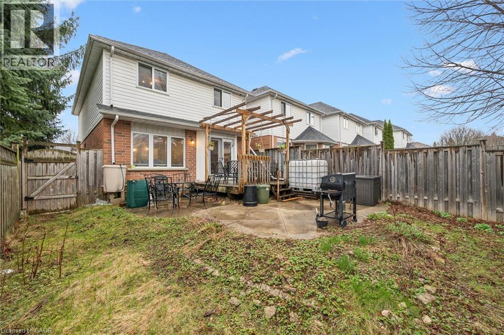 254 Auburn Drive, Waterloo, ON - Outdoor