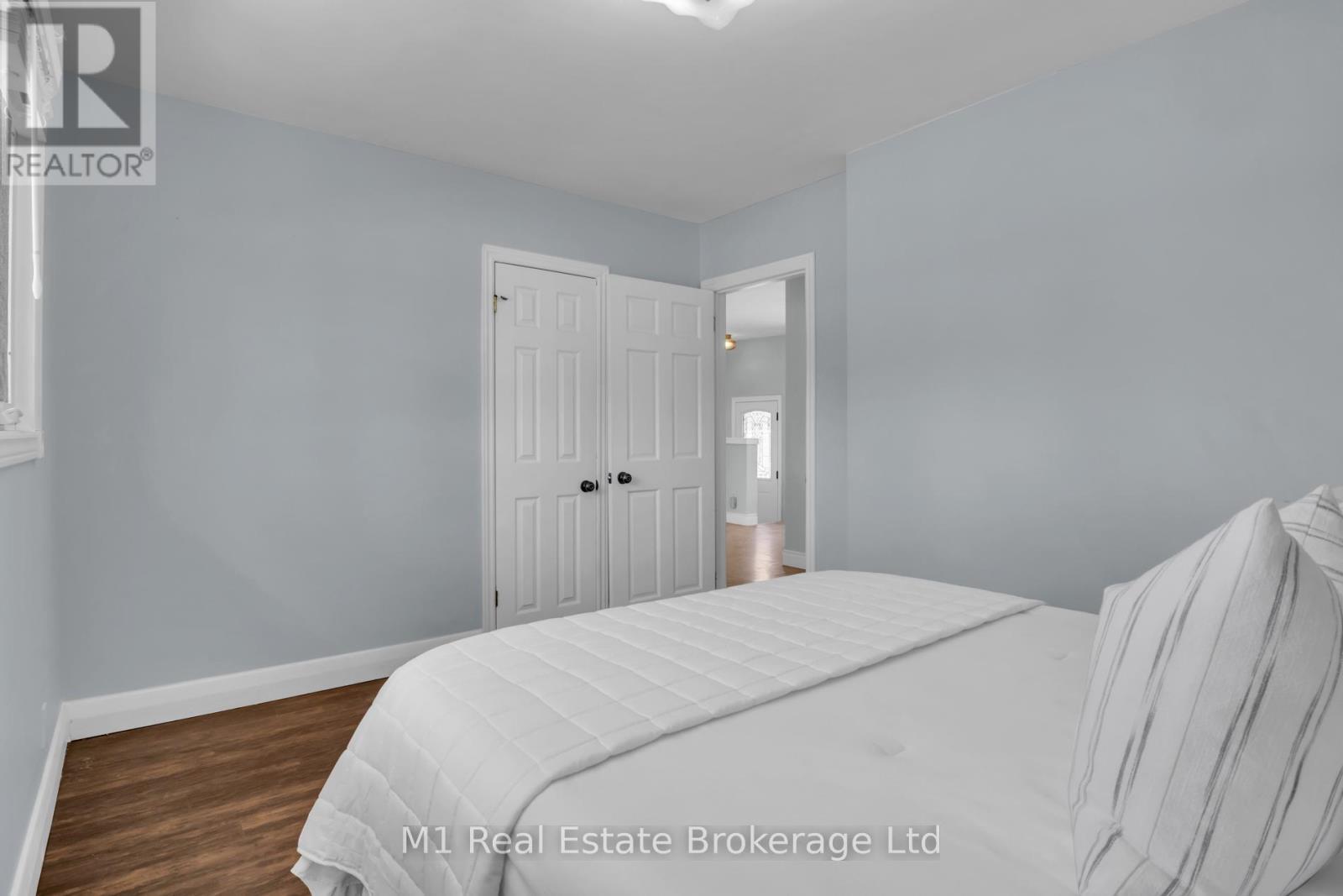 96 Siebert Avenue, Kitchener, ON - Indoor Photo Showing Bedroom
