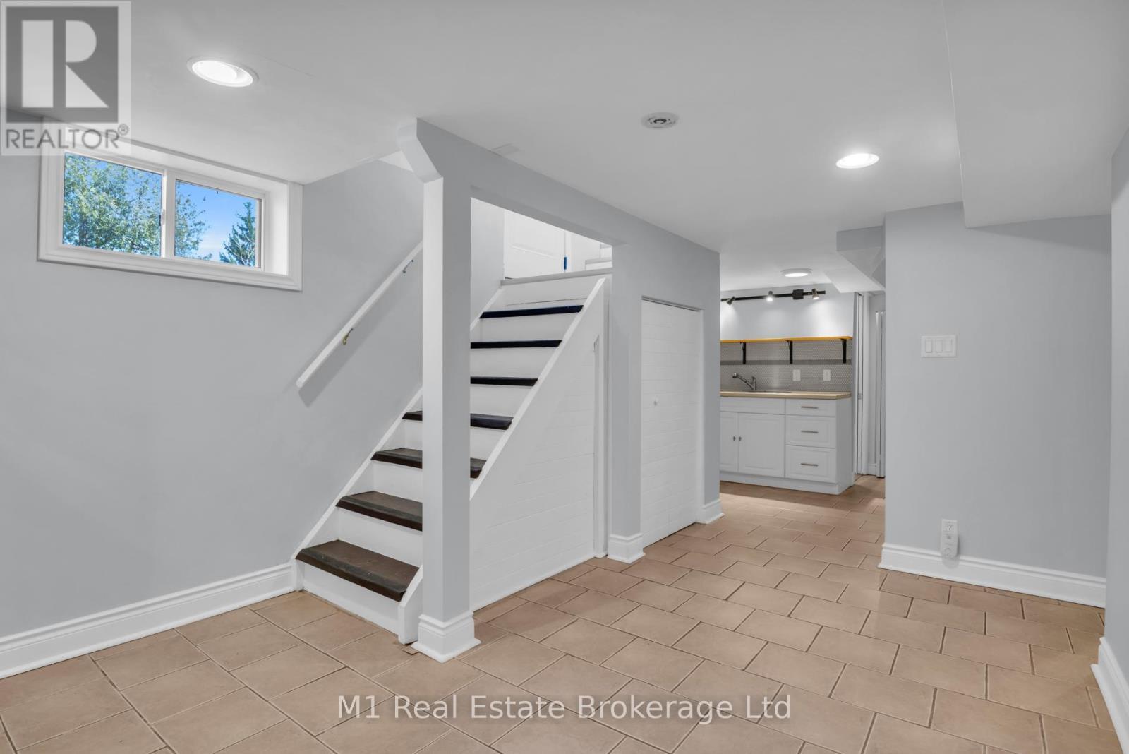96 Siebert Avenue, Kitchener, ON - Indoor Photo Showing Other Room