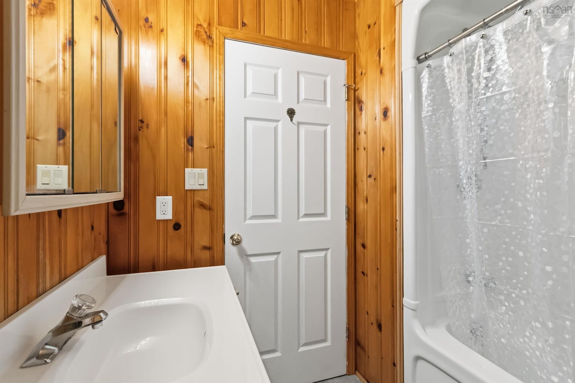 24 Mitchell Island Loop, Linden, NS