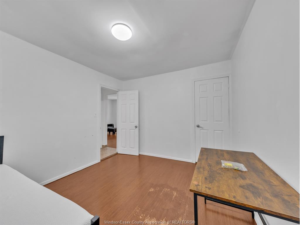 3748 Whitney, Windsor, ON