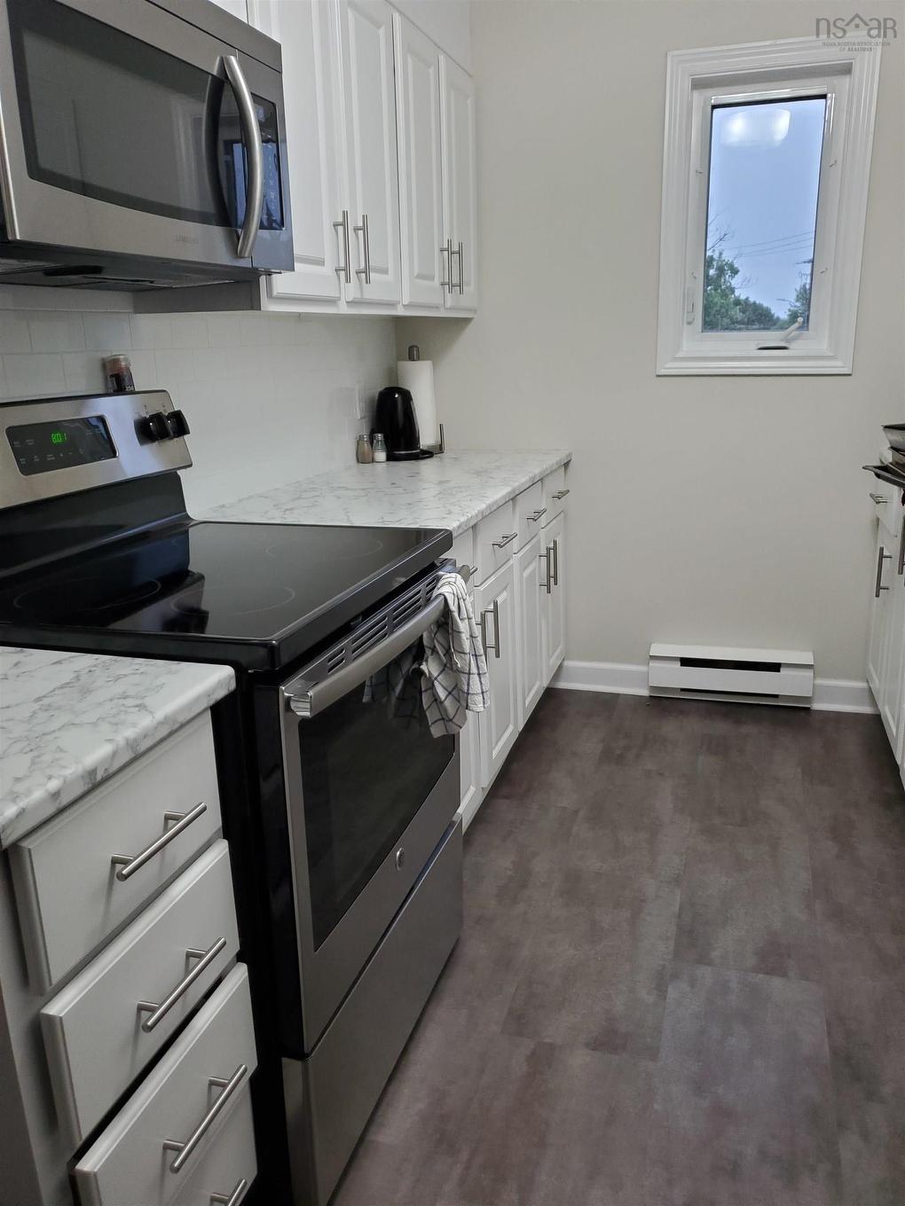 206 158 Farnham Gate Road, Halifax, NS