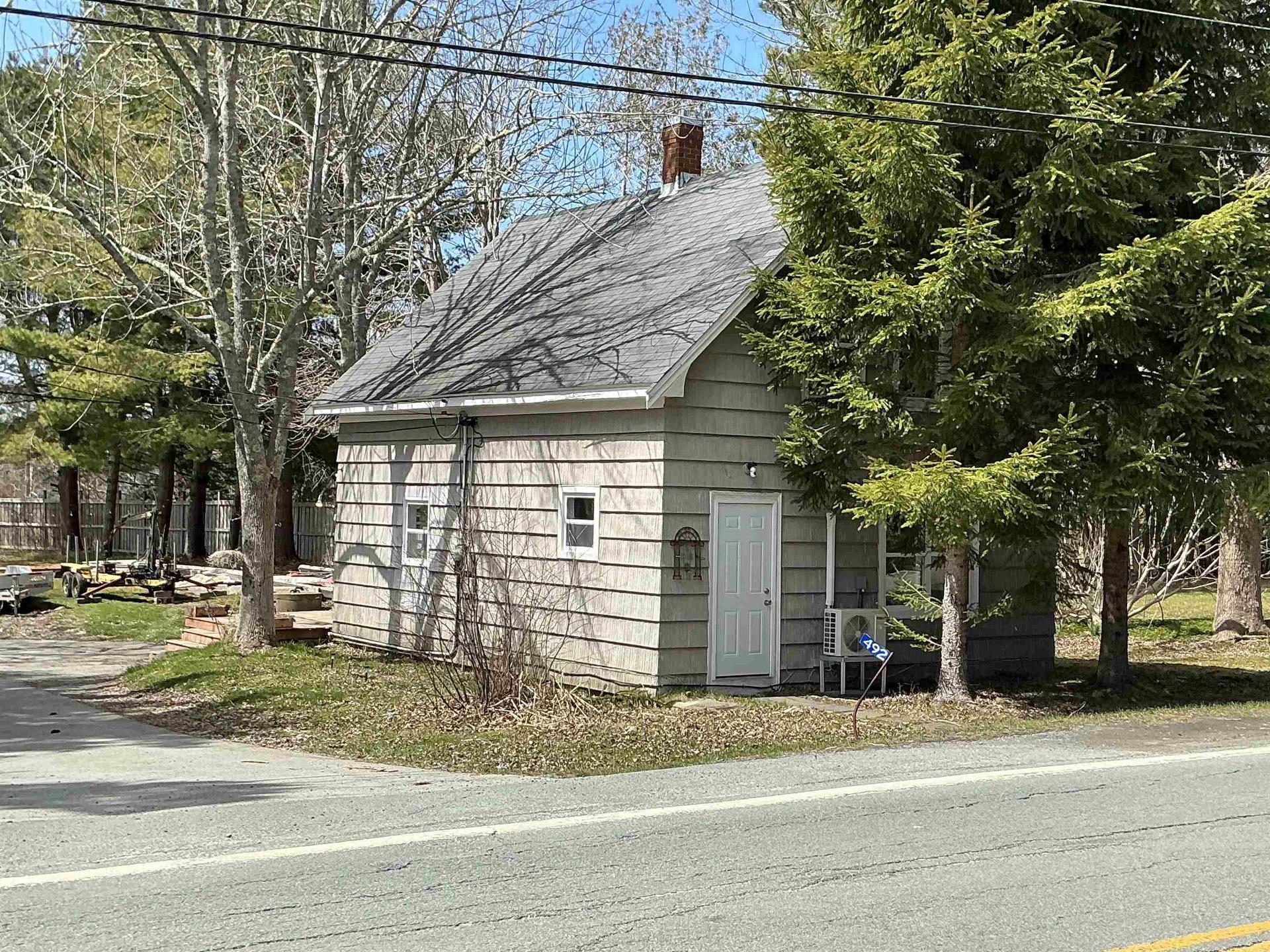 492 Highway 8, Milton, NS