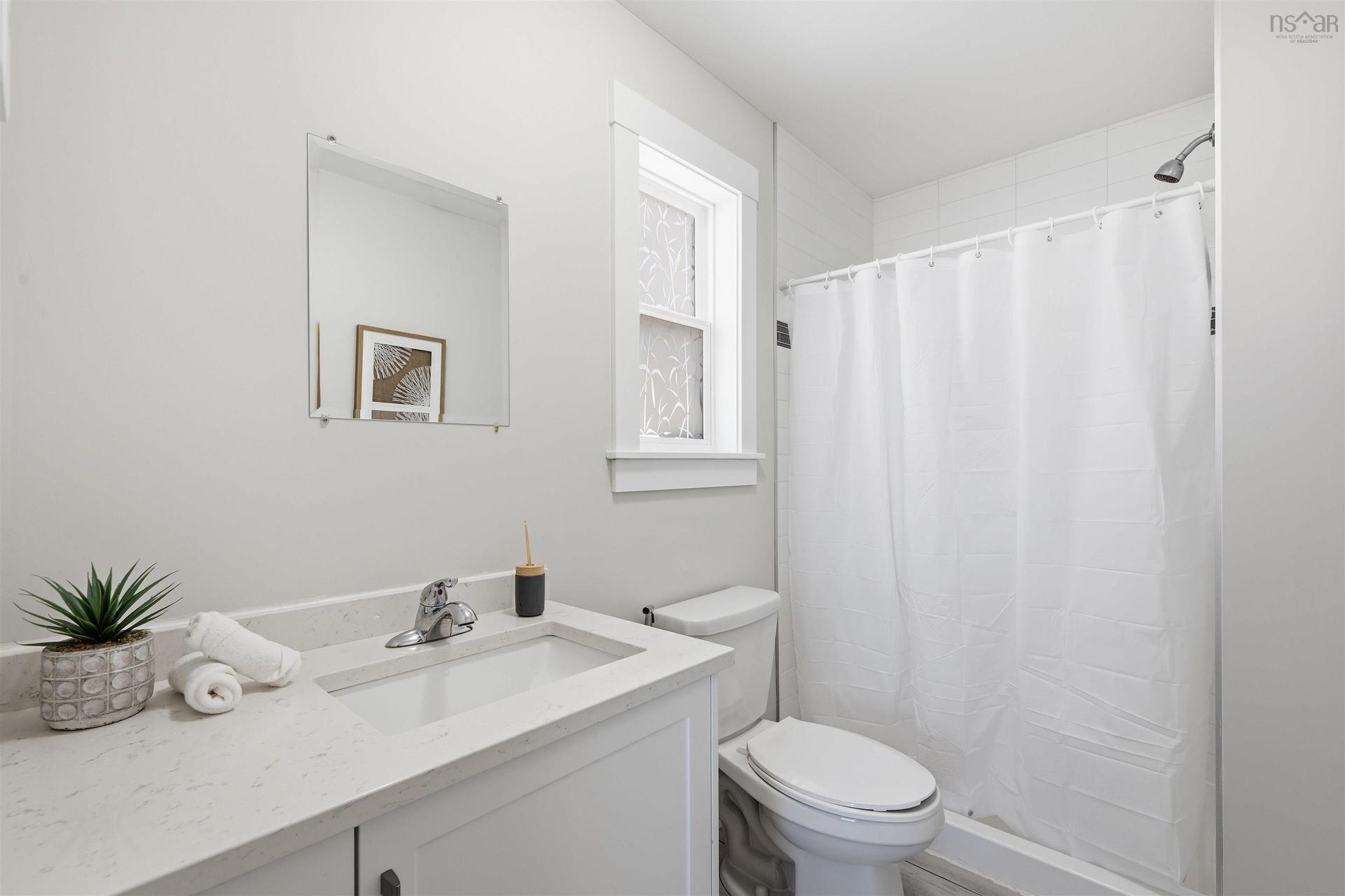 105 Titanium Crescent, Halifax, NS